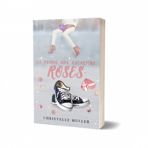 La femme aux escarpins roses